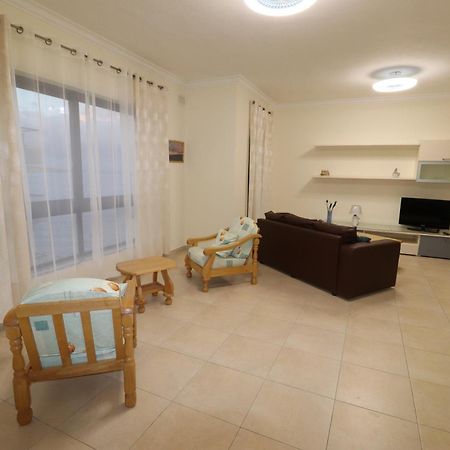 The Sea Just Across The Road - Flat 3 Apartamento St. Paul's Bay Exterior foto